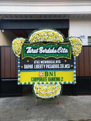 Papan Bunga Duka di Paringin Selatan